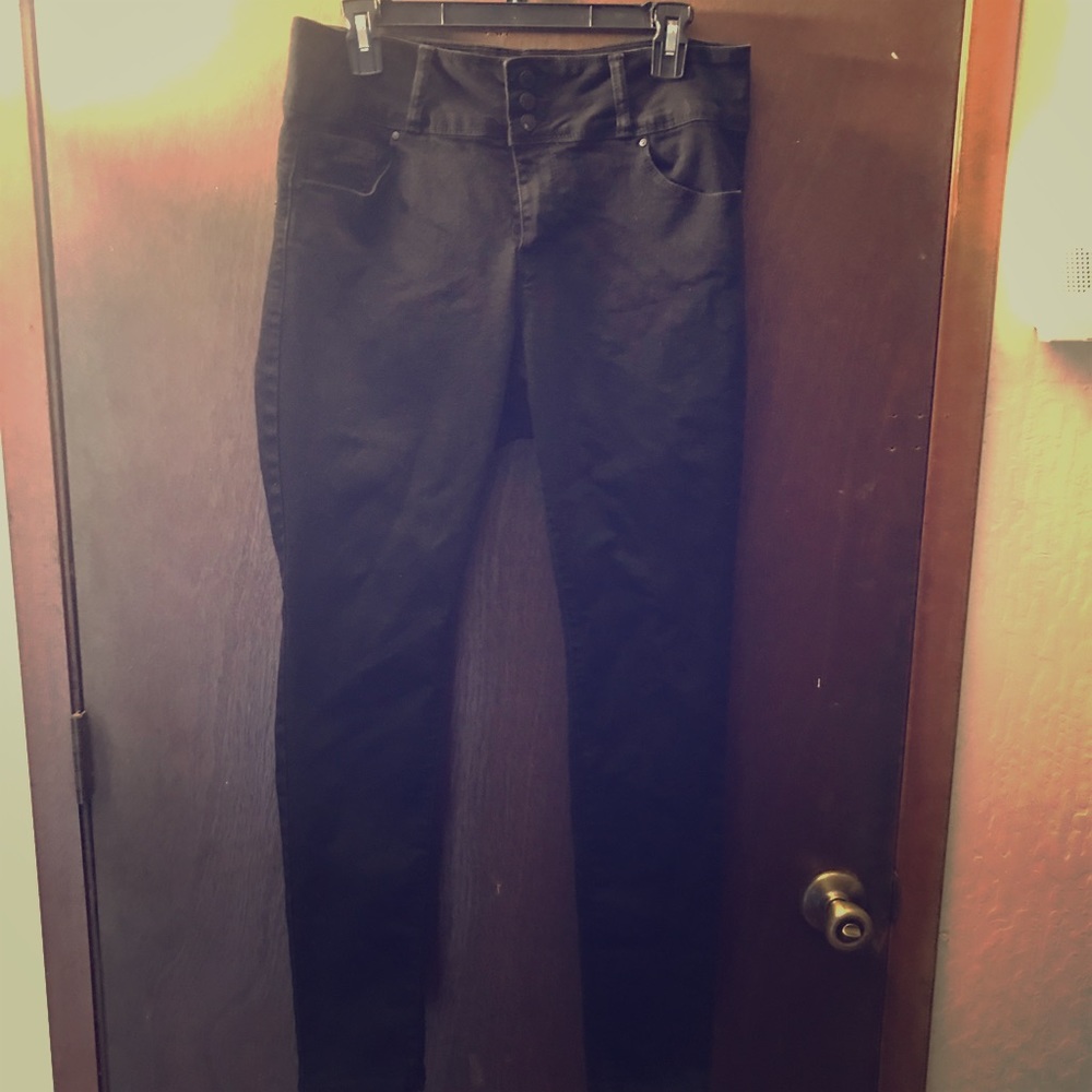 Wax butt booty lifting jeans